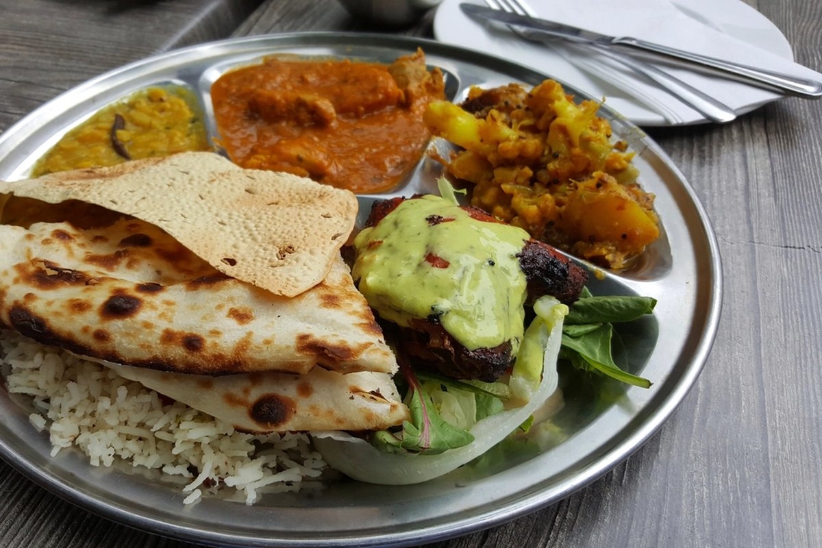 Curry On — Indian street